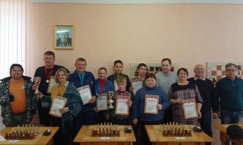 Шахматный турнир – мемориал памяти В.Е. Садового