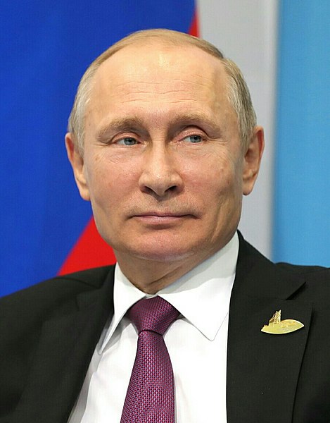 469px-Vladimir_Putin_(2017-07-08)