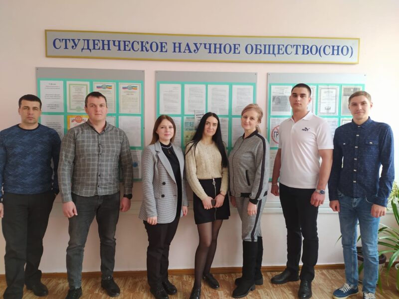 В Миллеровском филиале РГЭУ (РИНХ) в День науки студенты сдали государственные экзамены