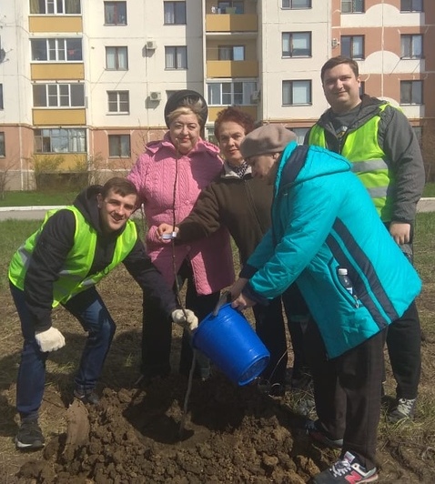 Высадка деревьев – “Экодесант” за работой